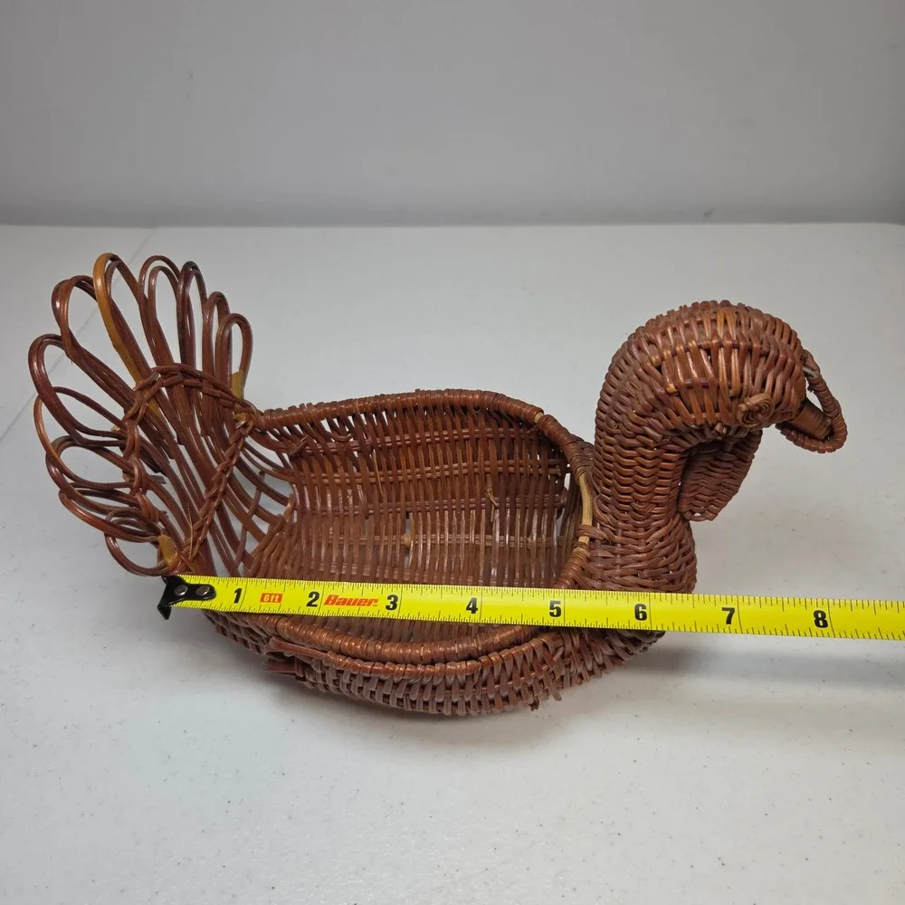 Vintage Turkey‎ Wicker Basket Thanksgiving Fall Harvest Decor Brown Rattan